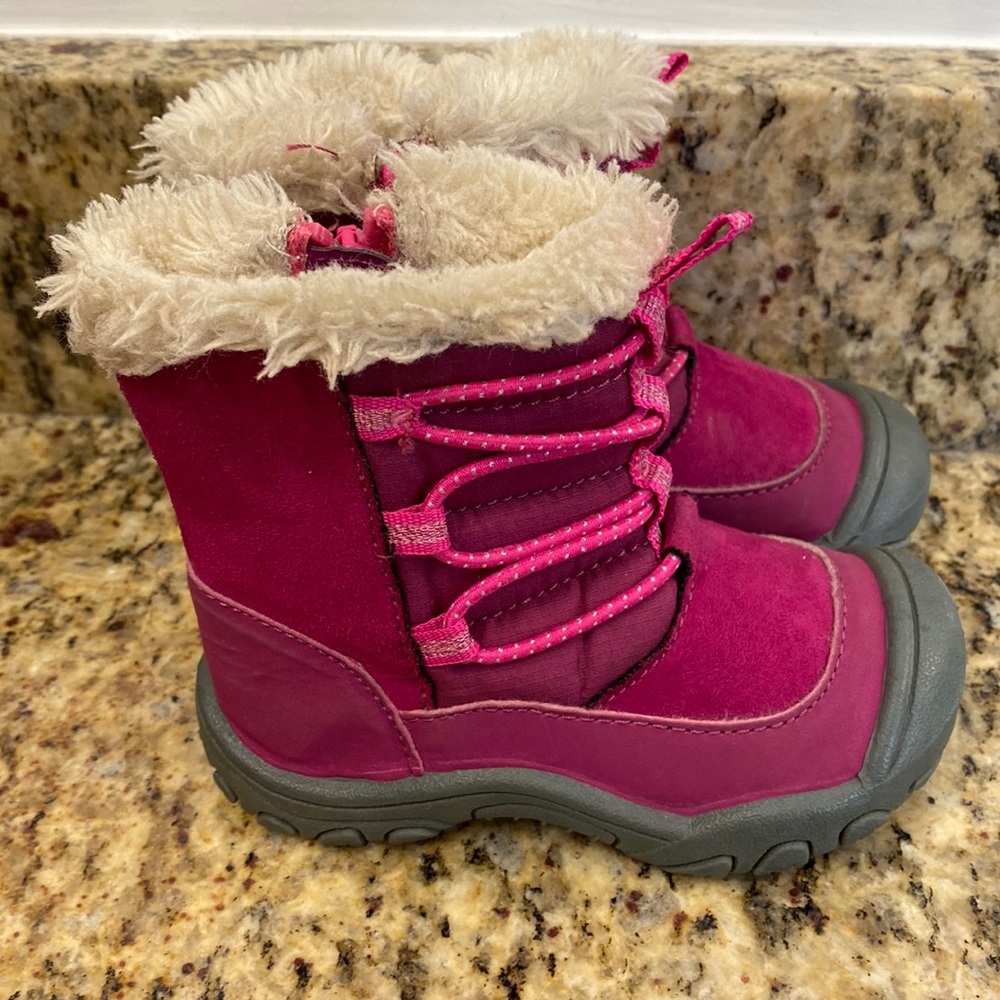 M.A.P boots size 6